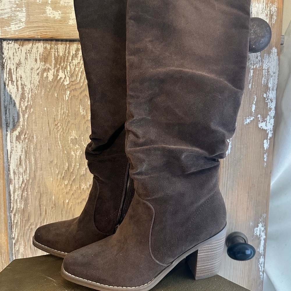 Women’s Tall Knee High Boots